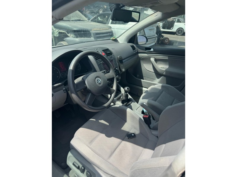 volkswagen golf v (1k1) del año 2005
