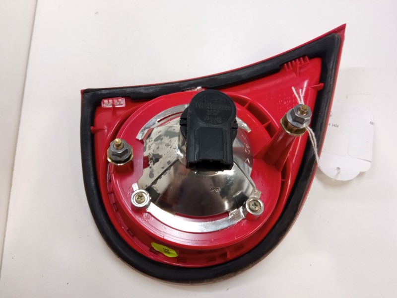 Recambio de piloto trasero derecho en porton para volkswagen golf v (1k1) 1.9 tdi referencia OEM IAM 1K6945094E  