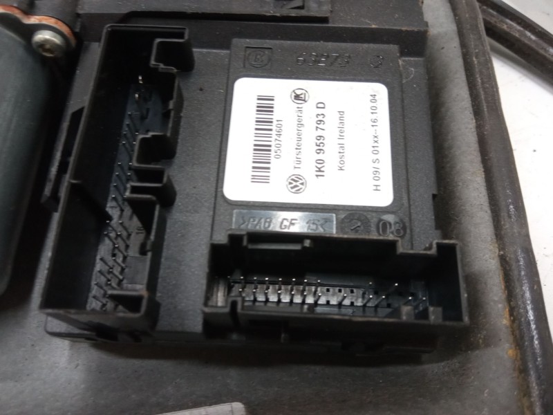 Recambio de elevalunas electrico delantero izquierdo para volkswagen golf v (1k1) 1.9 tdi referencia OEM IAM 1K0959793D  