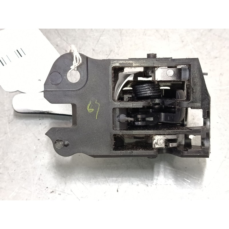 Recambio de maneta interior puerta delantera derecha para toyota verso (_r2_) 1.6 (zgr20_) referencia OEM IAM 62318A2  