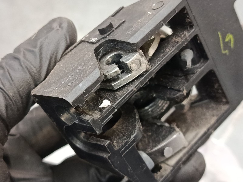 Recambio de maneta interior puerta delantera derecha para toyota verso (_r2_) 1.6 (zgr20_) referencia OEM IAM 62318A2  