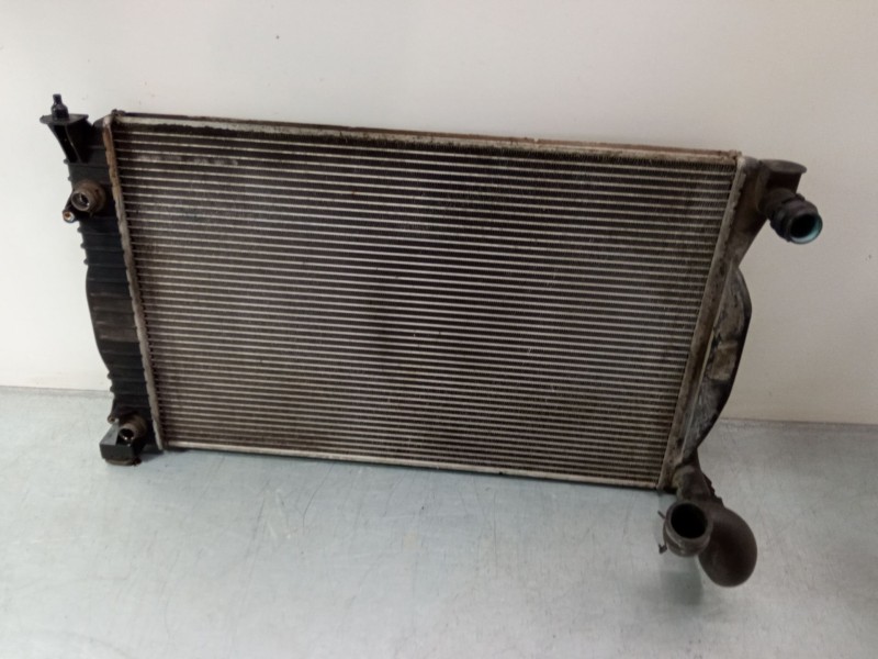 Recambio de radiador agua para audi a4 b6 (8e2) 2.0 fsi referencia OEM IAM   