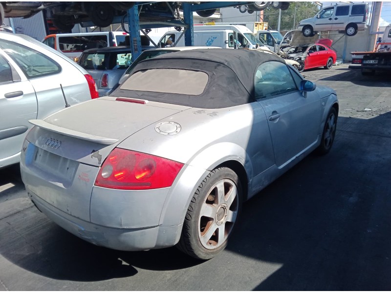 audi tt roadster (8n9) del año 2001
