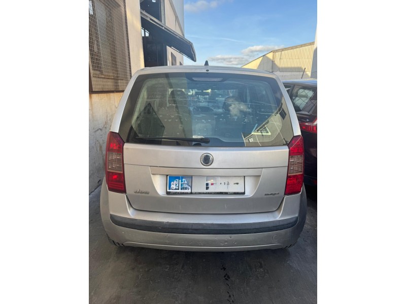 fiat idea (350_) del año 2004