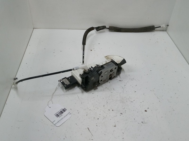 Recambio de cerradura puerta delantera izquierda para peugeot partner tepee 1.6 hdi 90 referencia OEM IAM 828406  