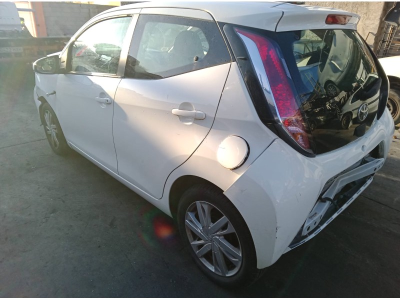 toyota aygo (_b4_) del año 2016