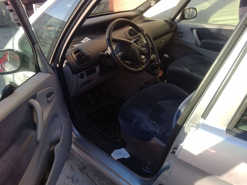 citroën xsara picasso (n68) del año 2004