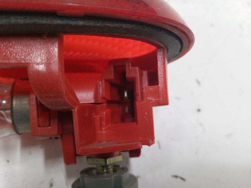 Recambio de luz central de freno para renault kangoo (kc0/1_) 1.2 16v (kc05, kc06, kc03, kc0t, kc0w, kc1d) referencia OEM IAM   