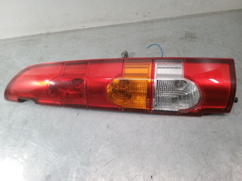 Recambio de piloto trasero derecho para renault kangoo (kc0/1_) 1.2 16v (kc05, kc06, kc03, kc0t, kc0w, kc1d) referencia OEM IAM 