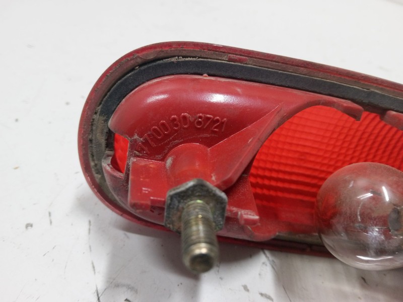 Recambio de luz central de freno para renault kangoo (kc0/1_) 1.5 dci referencia OEM IAM 7700308721  