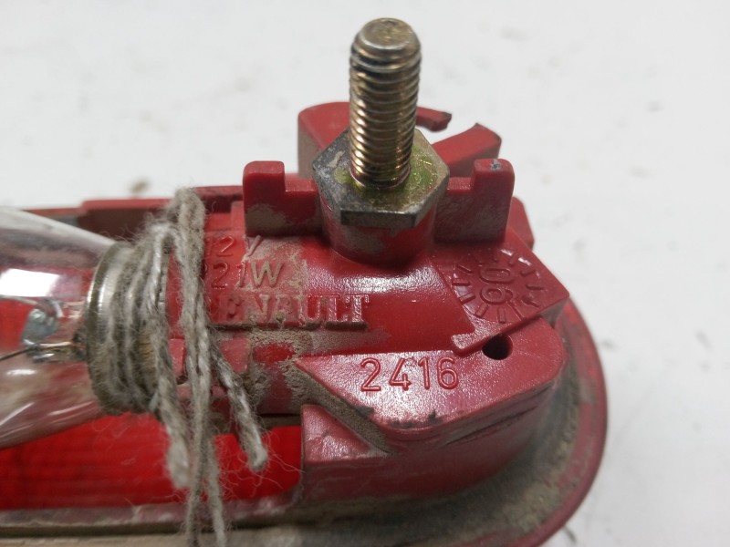 Recambio de luz central de freno para renault kangoo (kc0/1_) 1.5 dci referencia OEM IAM 7700308721  