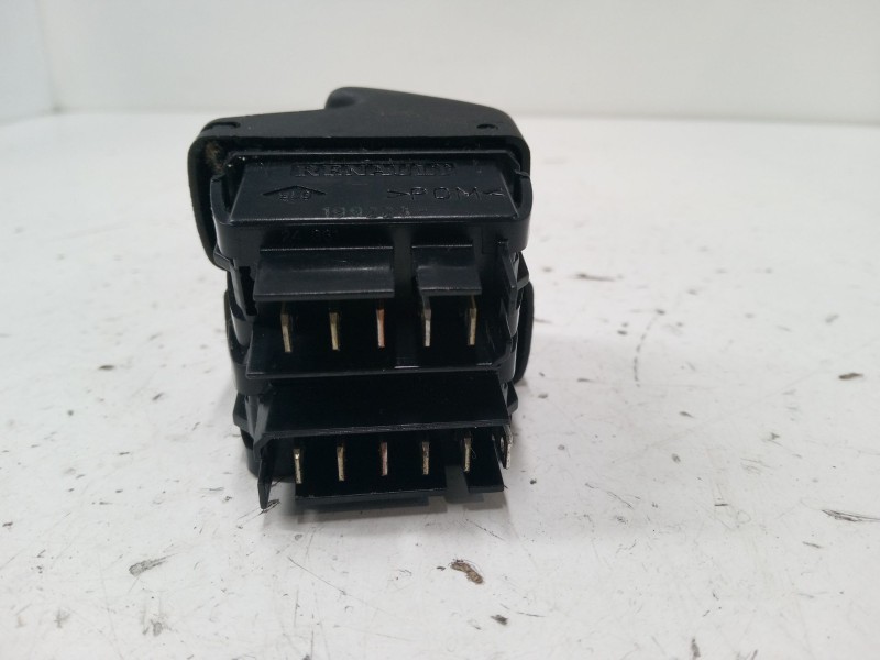 Recambio de mando elevalunas delantero izquierdo para renault kangoo (kc0/1_) 1.2 16v (kc05, kc06, kc03, kc0t, kc0w, kc1d) refer