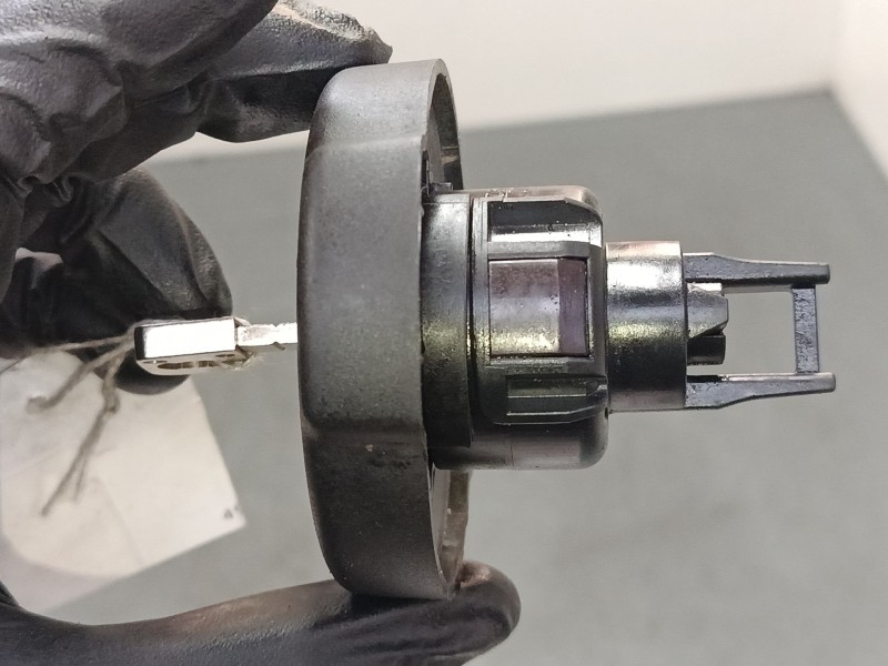 Recambio de tapon combustible para citroën c4 i sedán 1.6 hdi referencia OEM IAM   