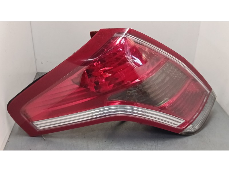 Recambio de piloto trasero izquierdo para citroën c4 i sedán 1.6 hdi referencia OEM IAM 6350CQ  