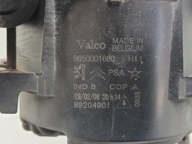 Recambio de faro antiniebla izquierdo para citroën c4 i sedán 1.6 hdi referencia OEM IAM 9650001680  
