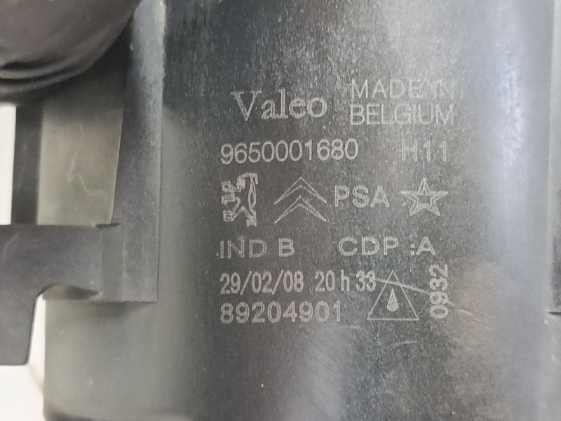 Recambio de faro antiniebla derecho para citroën c4 i sedán 1.6 hdi referencia OEM IAM 9650001680  