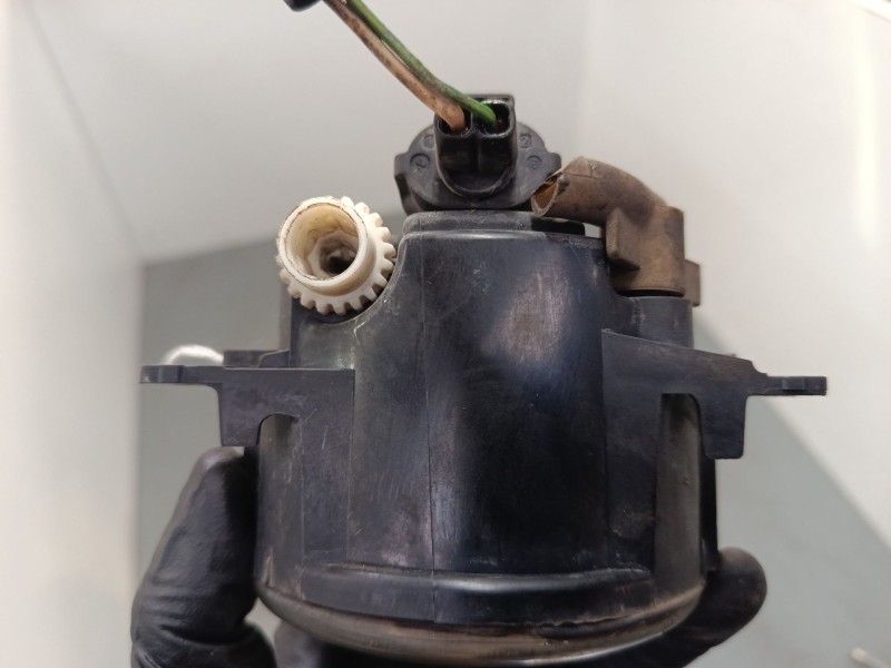 Recambio de faro antiniebla derecho para citroën c4 i sedán 1.6 hdi referencia OEM IAM 9650001680  