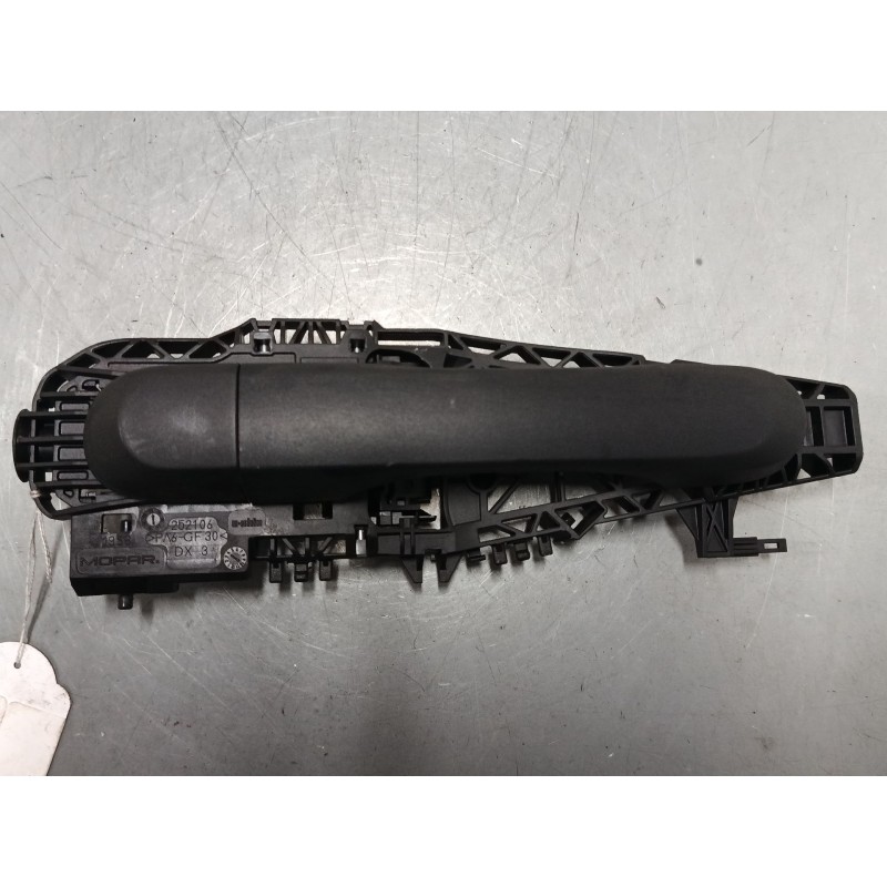 Recambio de maneta exterior puerta delantera derecha para jeep renegade suv (bu, b1, bv) 1.0 t-gdi referencia OEM IAM 735674102 