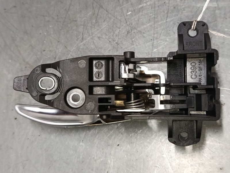 Recambio de maneta interior puerta delantera izquierda para jeep renegade suv (bu, b1, bv) 1.0 t-gdi referencia OEM IAM 73564734