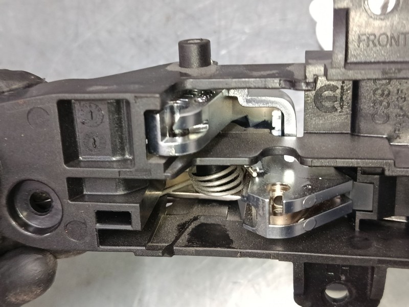 Recambio de maneta interior puerta delantera izquierda para jeep renegade suv (bu, b1, bv) 1.0 t-gdi referencia OEM IAM 73564734