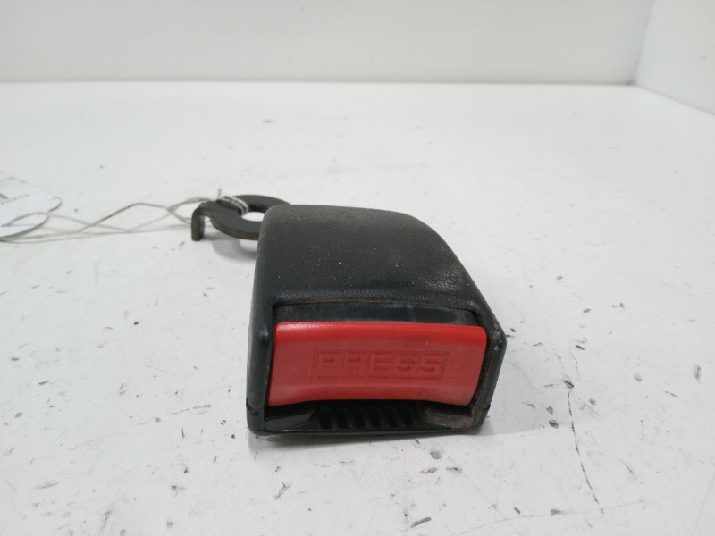 Recambio de anclaje cinturon trasero izquierdo para citroën xsara picasso (n68) 1.6 hdi referencia OEM IAM   