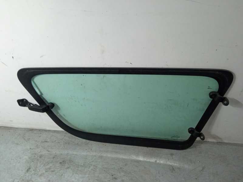 Recambio de luna maletero izquierda para dacia logan mcv (ks_) 1.5 dci (ks0k) referencia OEM IAM 8200396109  