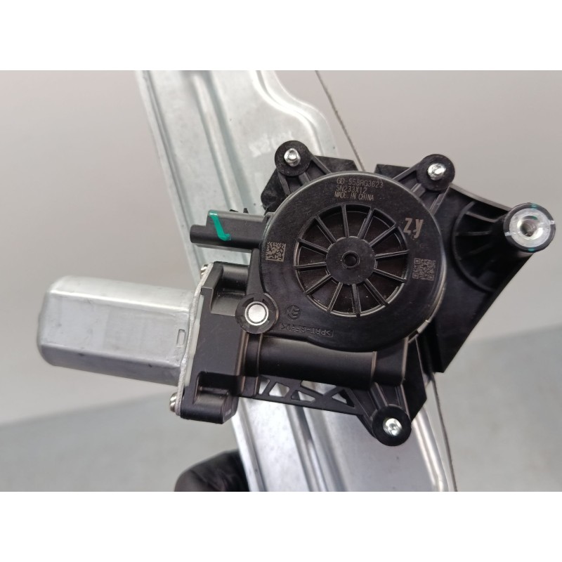 Recambio de elevalunas electrico trasero derecho para mg zs suv (azs1) 1.0 t-gdi referencia OEM IAM 10233938  