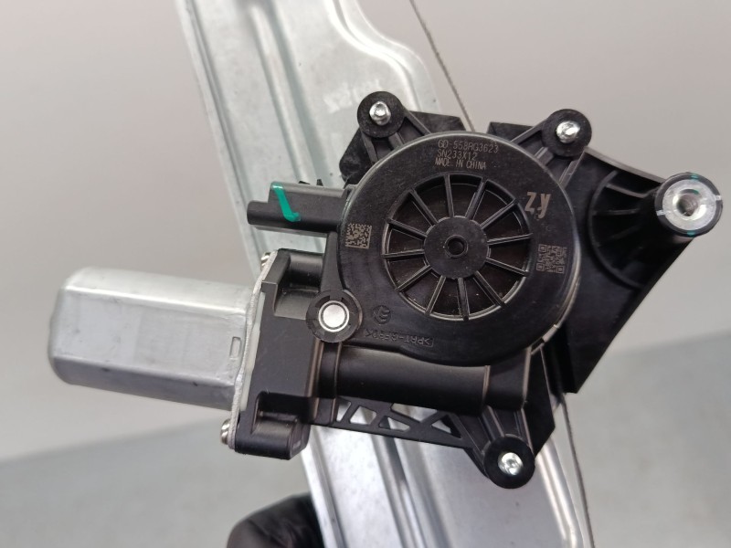 Recambio de elevalunas electrico trasero derecho para mg zs suv (azs1) 1.0 t-gdi referencia OEM IAM 10233938  