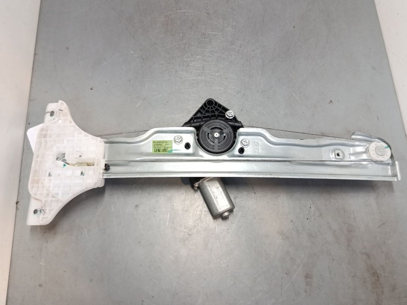 Recambio de elevalunas electrico trasero derecho para mg zs suv (azs1) 1.0 t-gdi referencia OEM IAM 10233938  