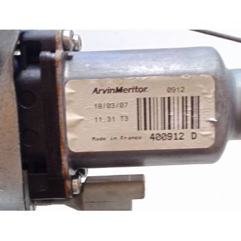 ELEVALUNAS ELECTRICO DELANTERO DERECHO 400912D 