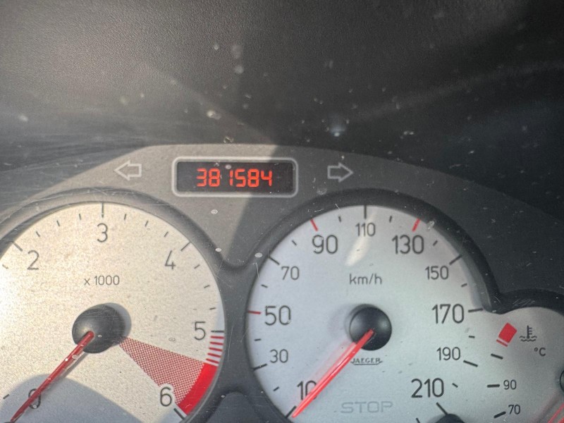 peugeot 206 hatchback (2a/c) del año 2005