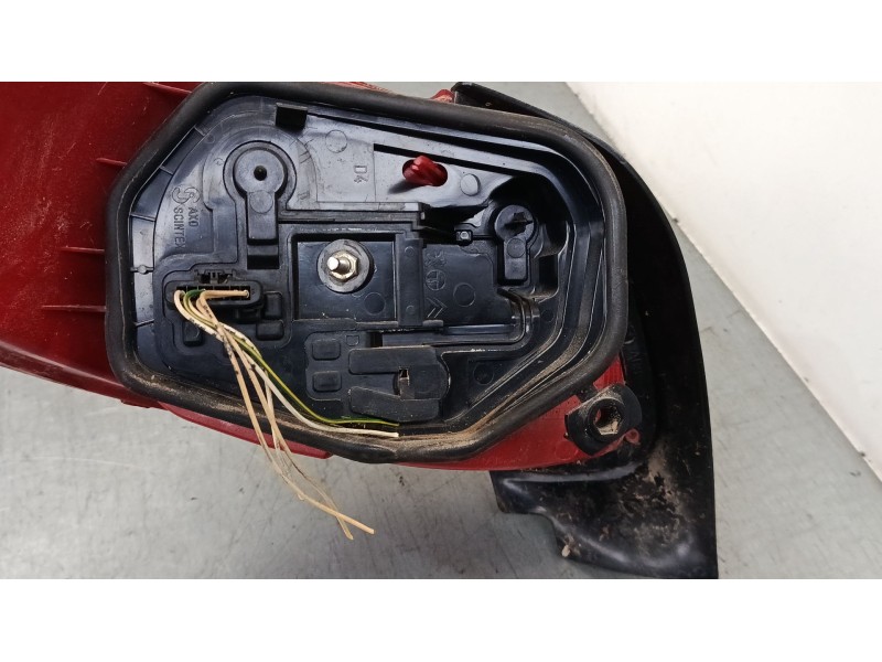 Recambio de piloto trasero derecho para peugeot 206 cc (2d) 2.0 s16 referencia OEM IAM 085501921RF  