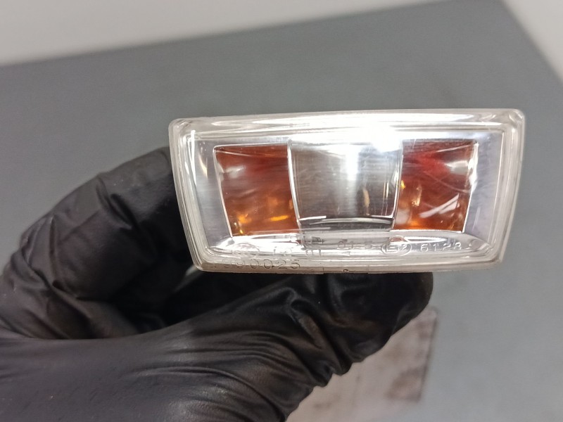 Recambio de intermitente lateral derecho para opel corsa d (s07) 1.3 cdti (l08, l68) referencia OEM IAM   