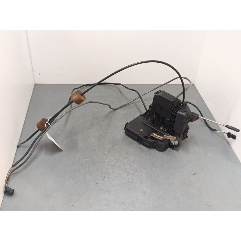 Recambio de cerradura puerta delantera izquierda para mercedes-benz clase c coupé (cl203) c 220 cdi (203.708) referencia OEM IAM
