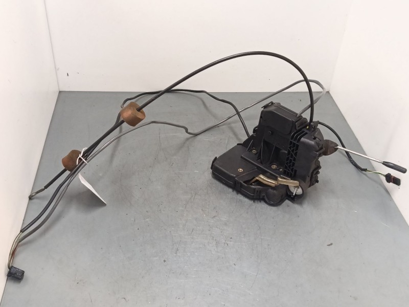 Recambio de cerradura puerta delantera izquierda para mercedes-benz clase c coupé (cl203) c 220 cdi (203.708) referencia OEM IAM
