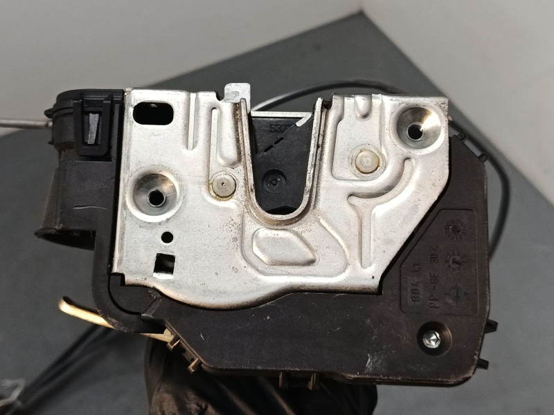 Recambio de cerradura puerta delantera izquierda para mercedes-benz clase c coupé (cl203) c 220 cdi (203.708) referencia OEM IAM