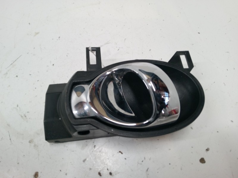 Recambio de maneta interior puerta trasera derecha para nissan note (e12) 1.2 dig-s referencia OEM IAM 80670BA61A  