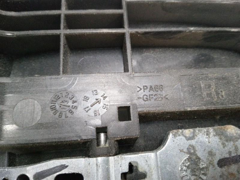 Recambio de maneta exterior puerta trasera derecha para nissan note (e12) 1.2 dig-s referencia OEM IAM 806101HB1A  