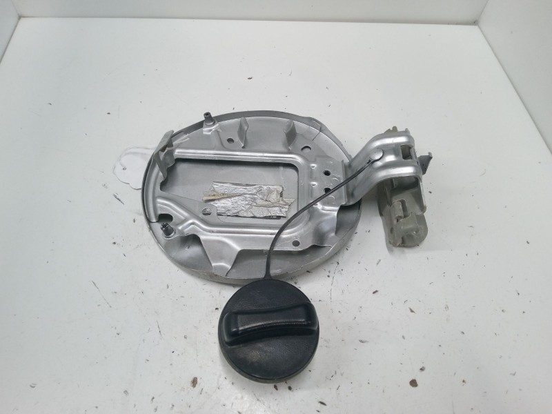 Recambio de tapa exterior combustible para nissan note (e12) 1.2 dig-s referencia OEM IAM G88303VVMA  