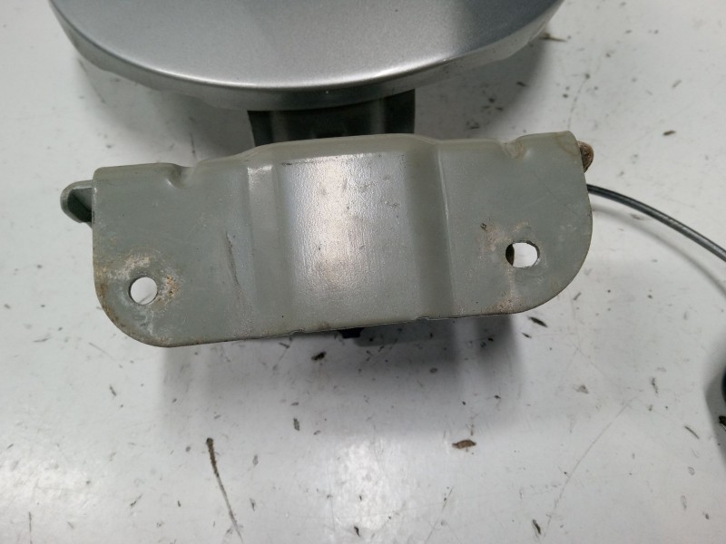 Recambio de tapa exterior combustible para nissan note (e12) 1.2 dig-s referencia OEM IAM G88303VVMA  