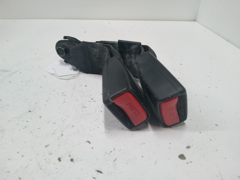 Recambio de anclaje cinturon trasero derecho para nissan note (e12) 1.2 dig-s referencia OEM IAM   
