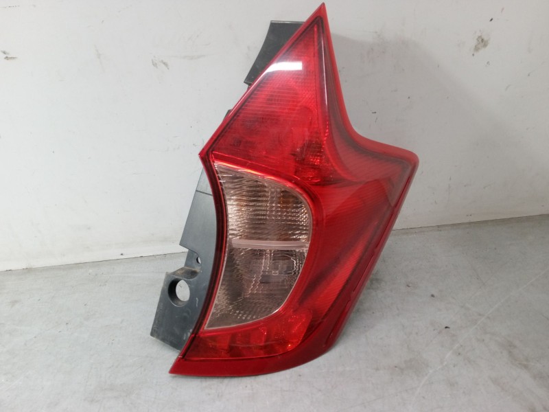 Recambio de piloto trasero derecho para nissan note (e12) 1.2 dig-s referencia OEM IAM 265503VA0A  