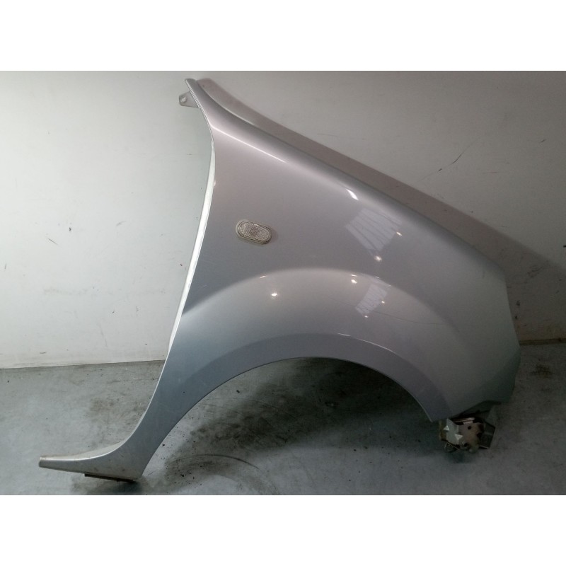 Recambio de aleta delantera derecha para renault kangoo (kc0/1_) 1.2 16v (kc05, kc06, kc03, kc0t, kc0w, kc1d) referencia OEM IAM