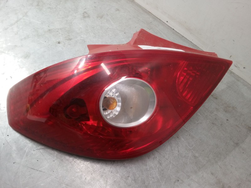 Recambio de piloto trasero izquierdo para opel corsa d (s07) 1.2 (l08, l68) referencia OEM IAM 13186350  