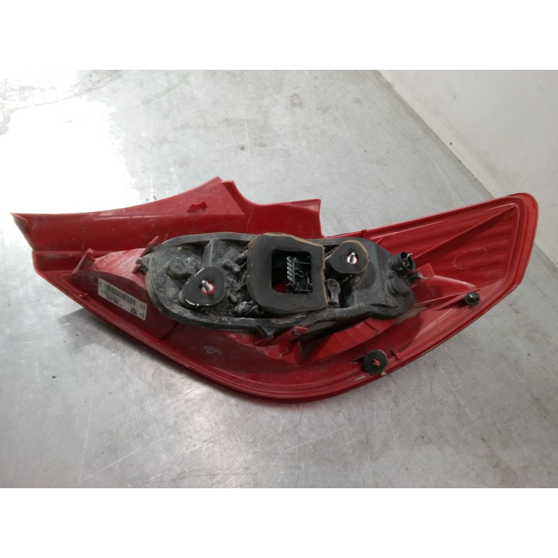 Recambio de piloto trasero izquierdo para opel corsa d (s07) 1.2 (l08, l68) referencia OEM IAM 13186350  