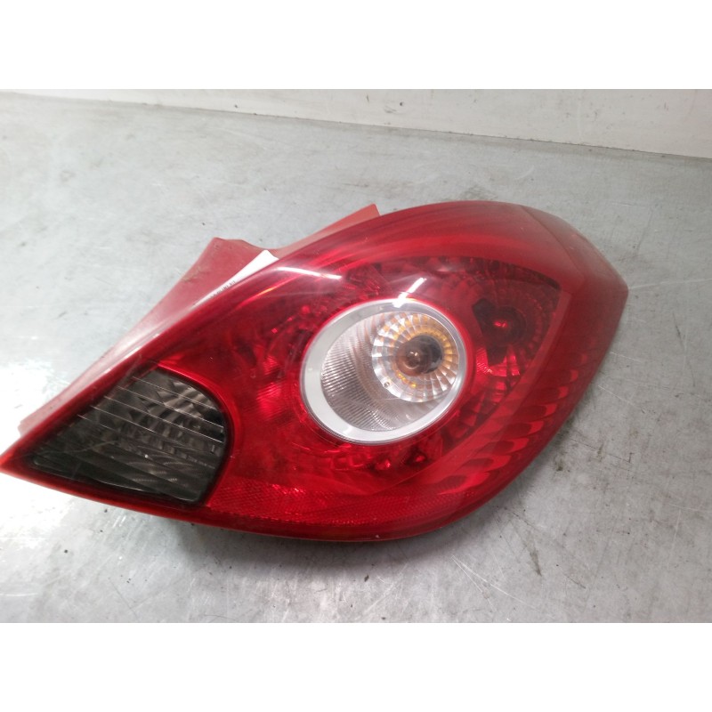 Recambio de piloto trasero derecho para opel corsa d (s07) 1.2 (l08, l68) referencia OEM IAM 13186351  