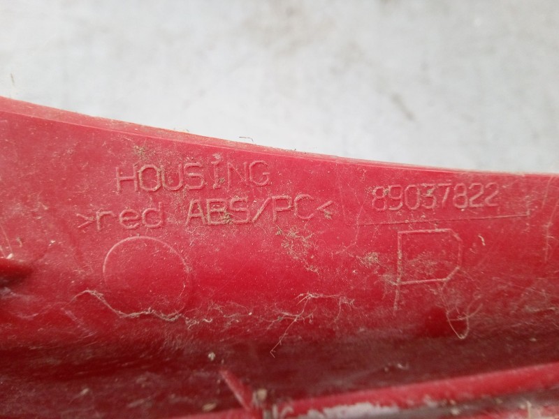 Recambio de piloto trasero derecho para opel corsa d (s07) 1.2 (l08, l68) referencia OEM IAM 13186351  