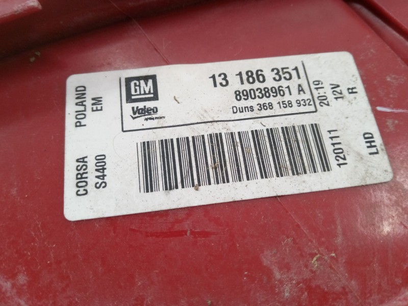 Recambio de piloto trasero derecho para opel corsa d (s07) 1.2 (l08, l68) referencia OEM IAM 13186351  