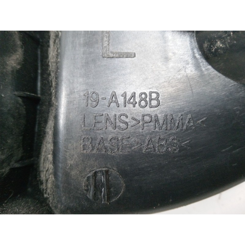 Recambio de catadioptrico trasero izquierdo para opel corsa c (x01) 1.2 (f08, f68) referencia OEM IAM 19A148B  