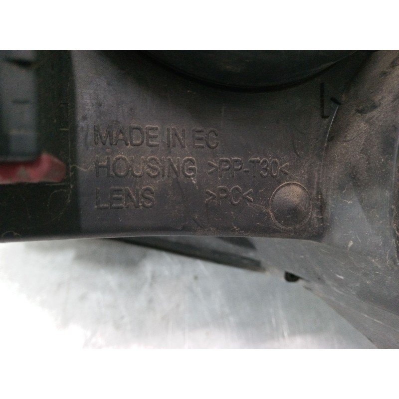 Recambio de faro derecho para opel corsa c (x01) 1.2 (f08, f68) referencia OEM IAM   